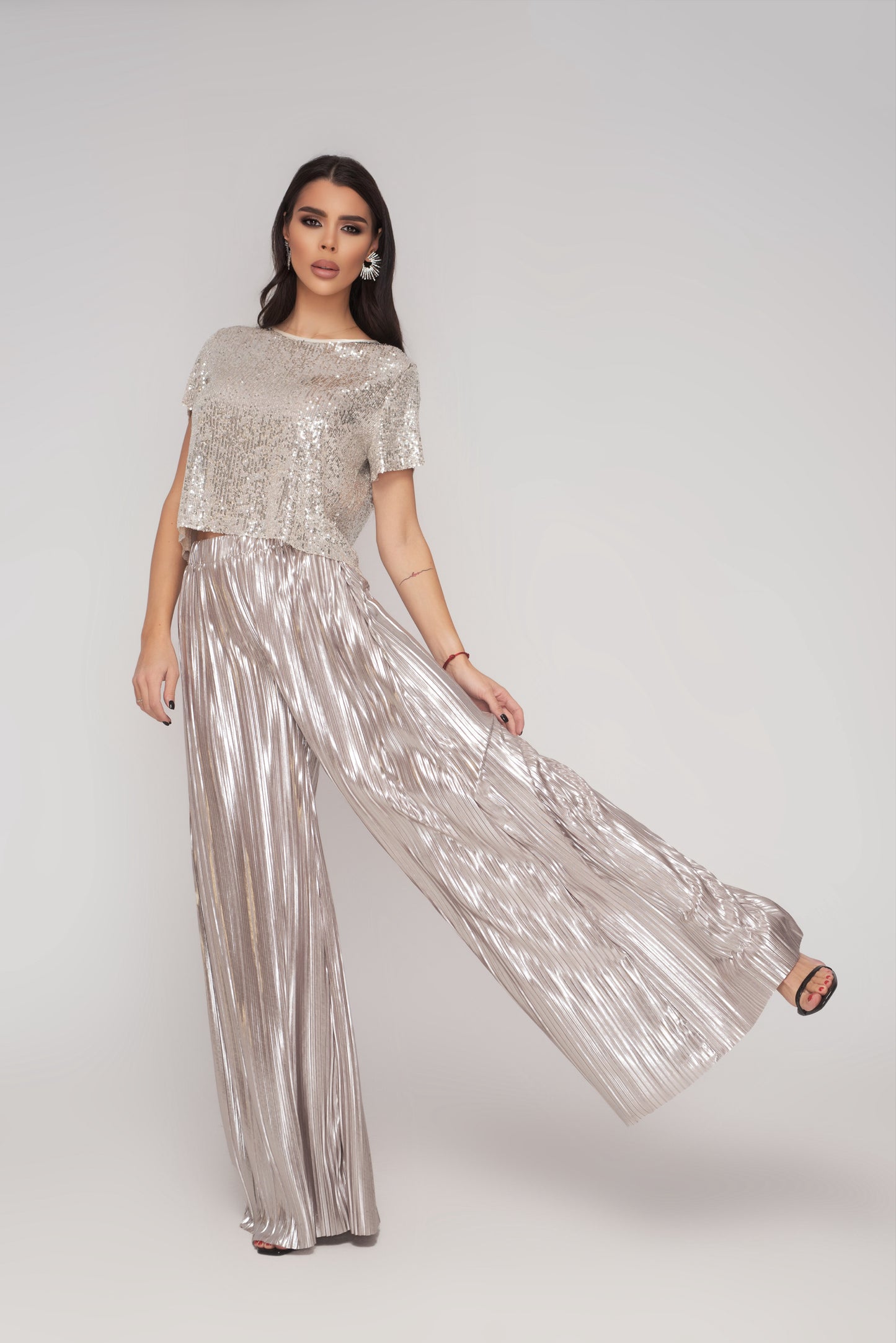 Блуза от Пайети "Melted Metal"